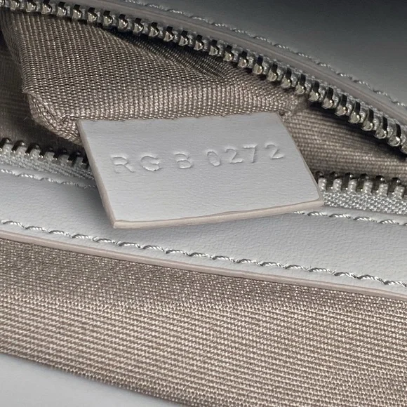 Givenchy Antigona Lock Shoulder Bag - Picture 15 of 16